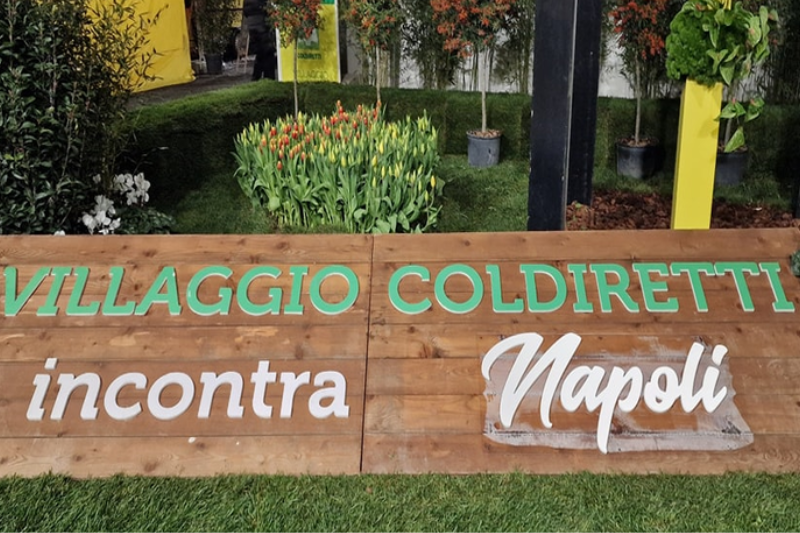 Locandina del Villaggio Coldiretti a Napoli 2023